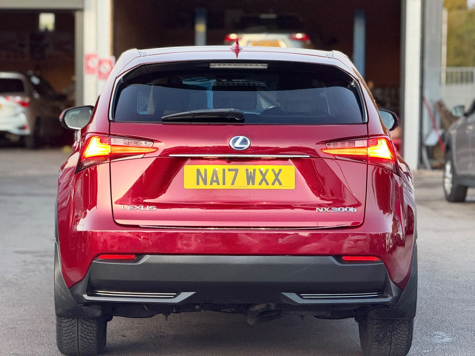 Lexus NX300H Luxury 2017