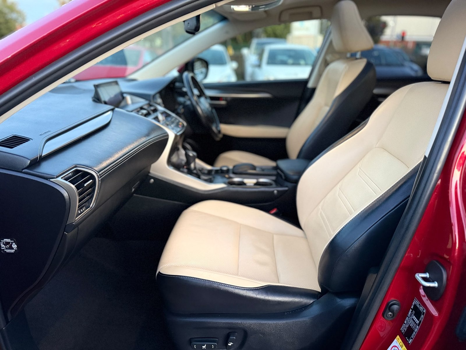Lexus NX300H Luxury 2017