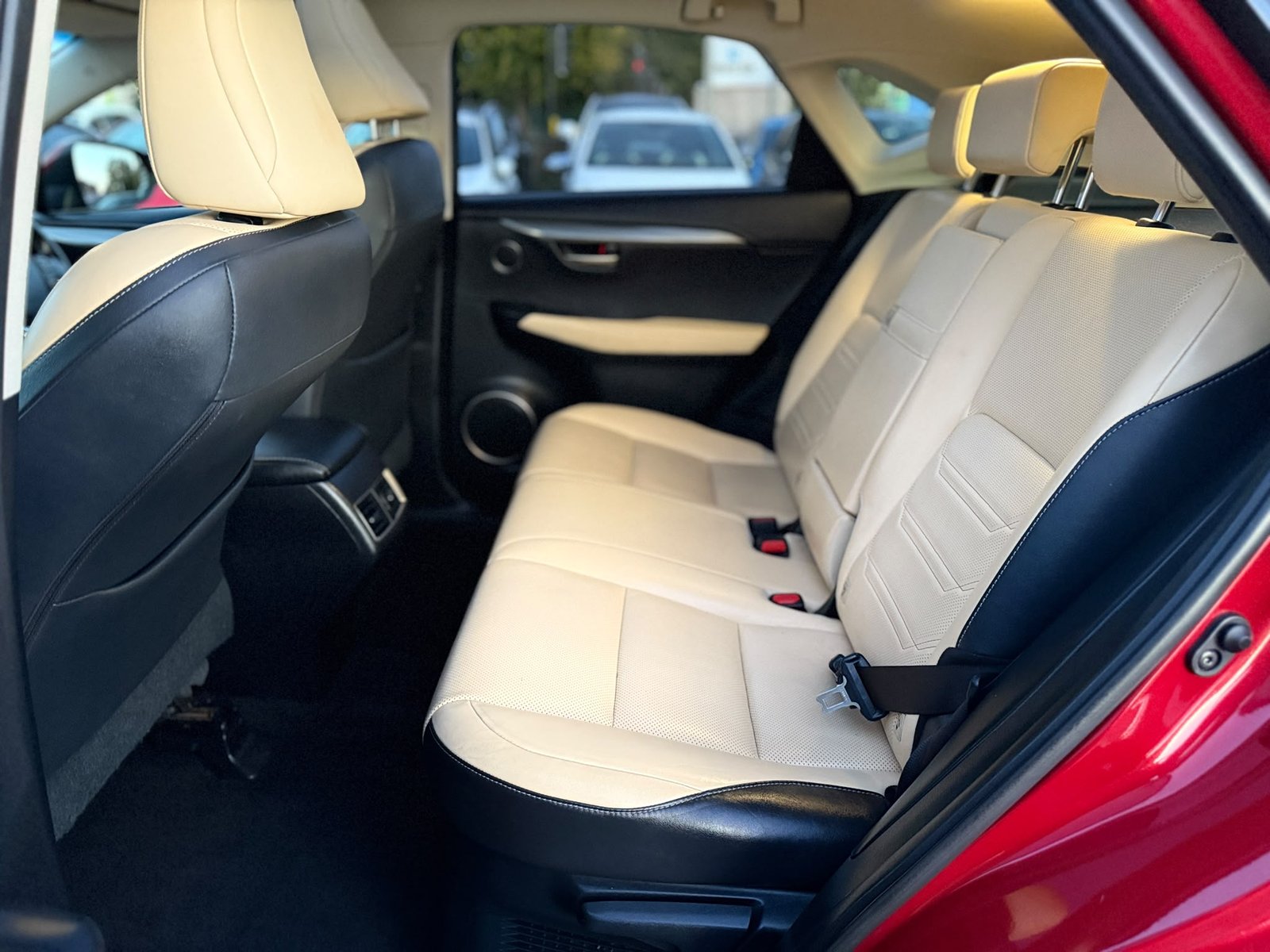 Lexus NX300H Luxury 2017