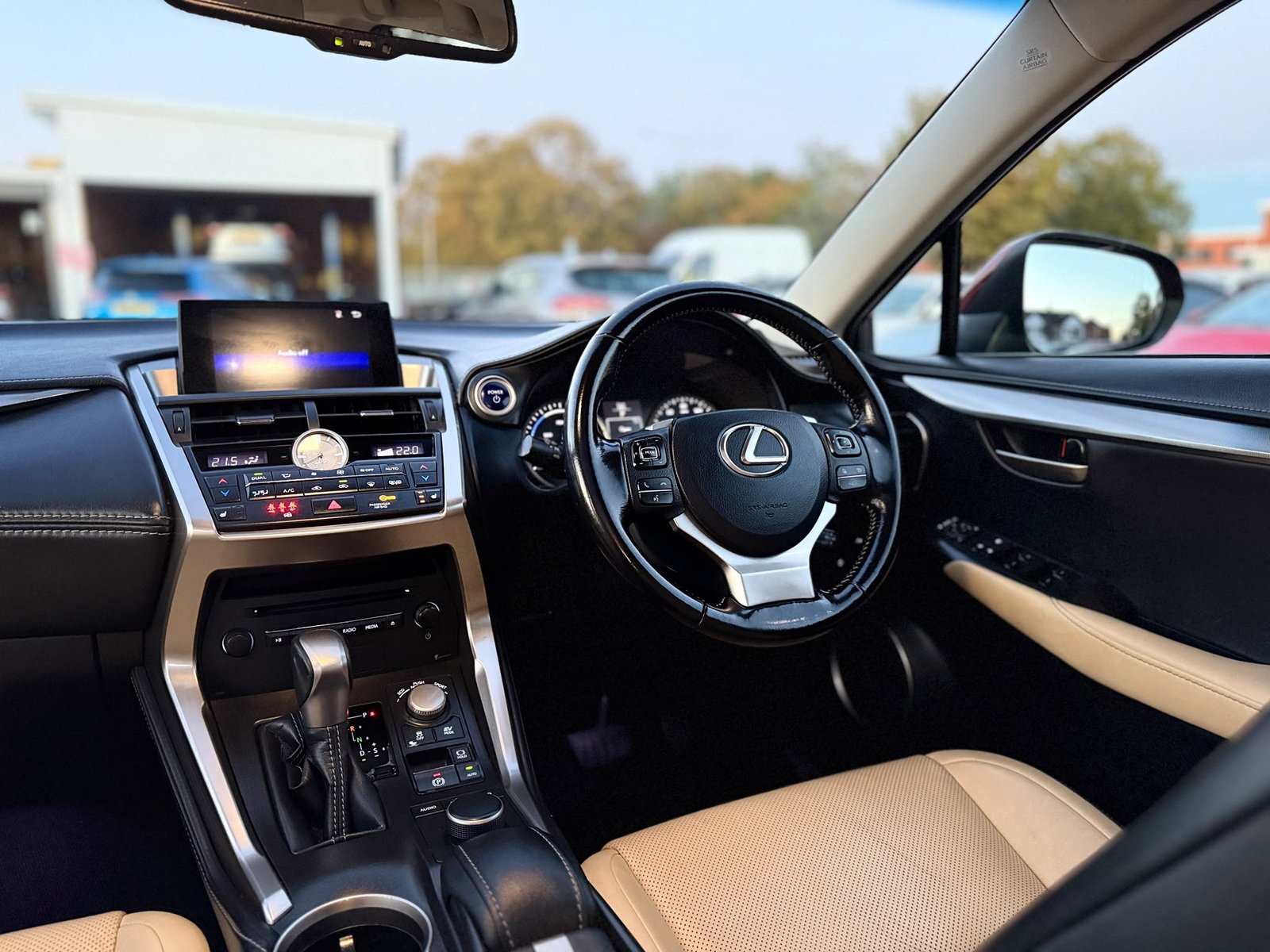 Lexus NX300H Luxury 2017