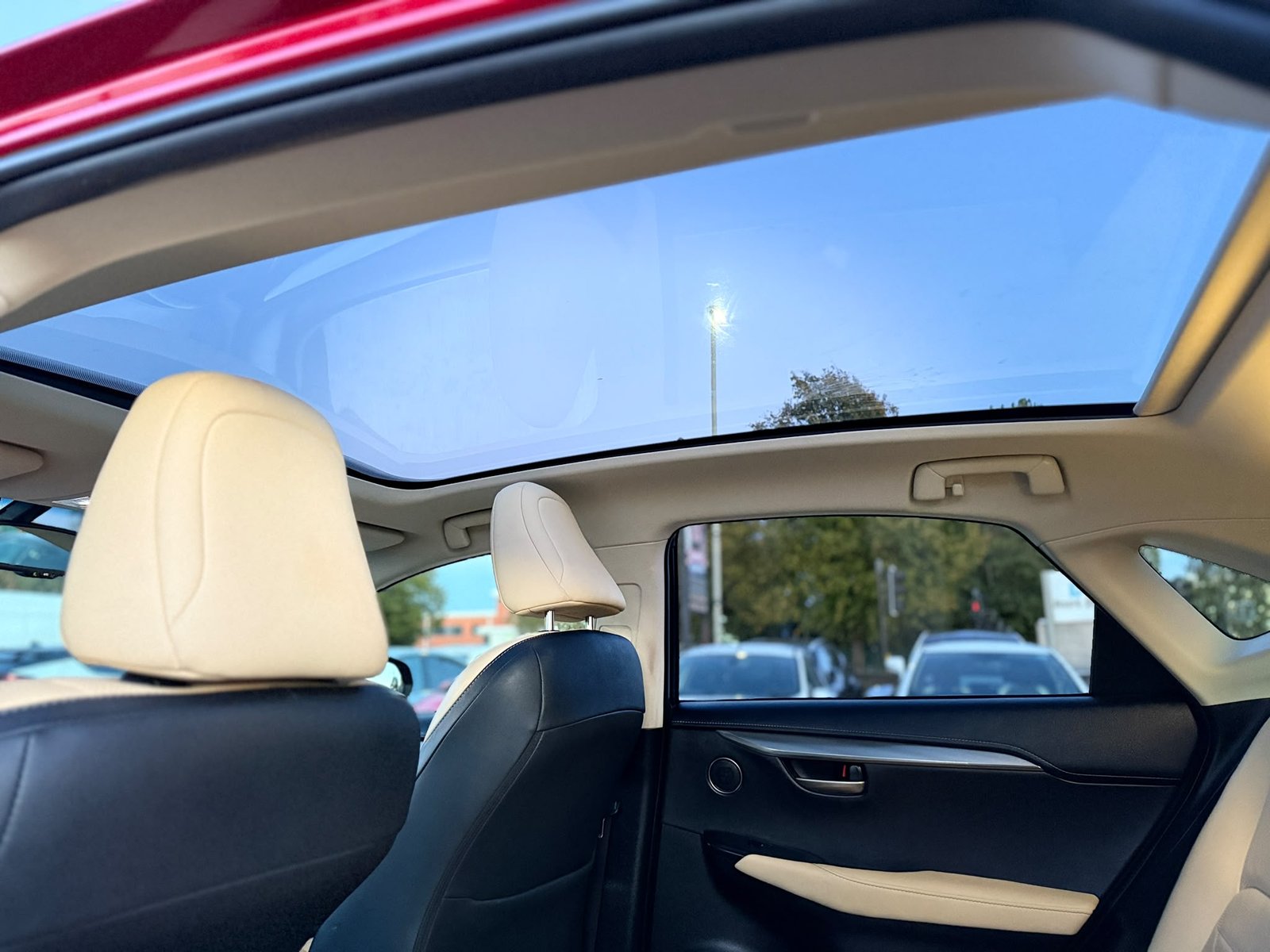 Lexus NX300H Luxury 2017