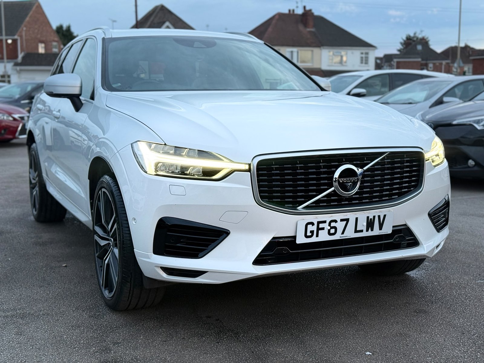 Volvo XC60 R-Design Pro-2017