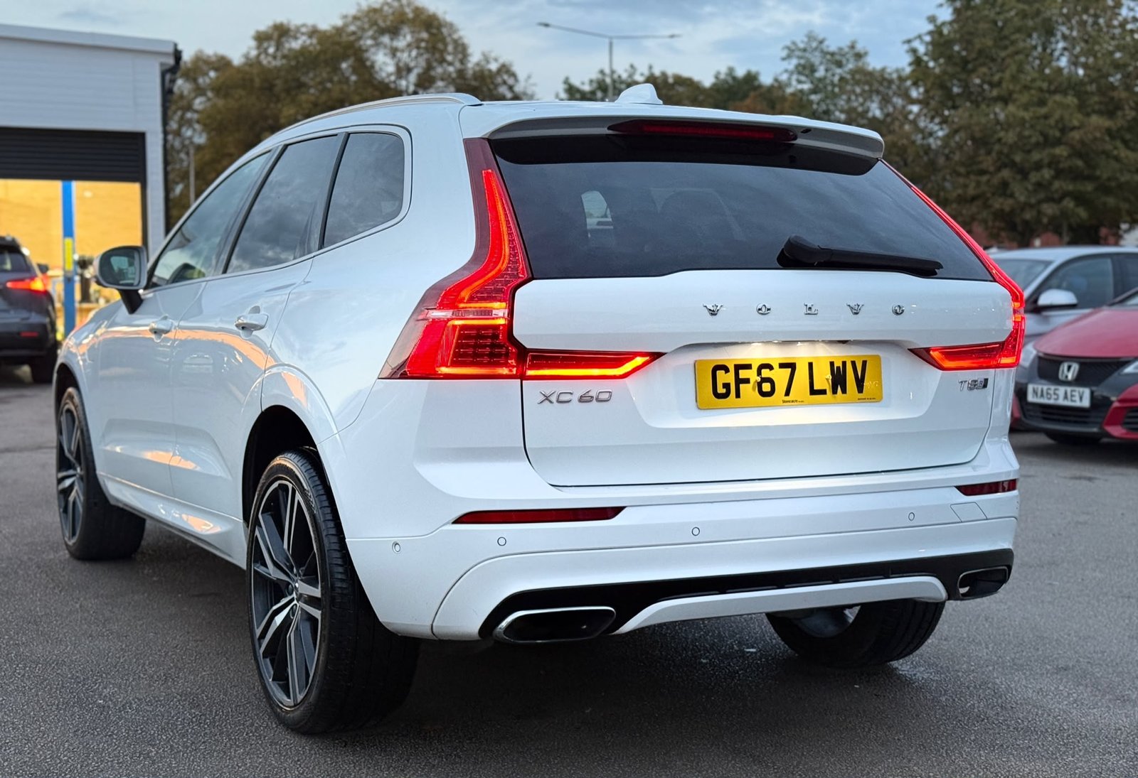 Volvo XC60 R-Design Pro-2017