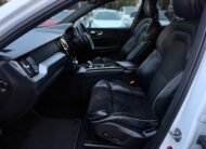 Volvo XC60 R-Design Pro-2017