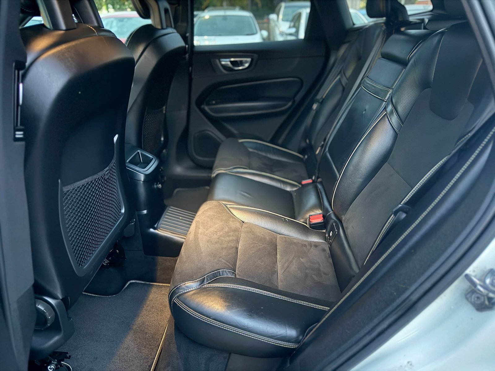 Volvo XC60 R-Design Pro-2017