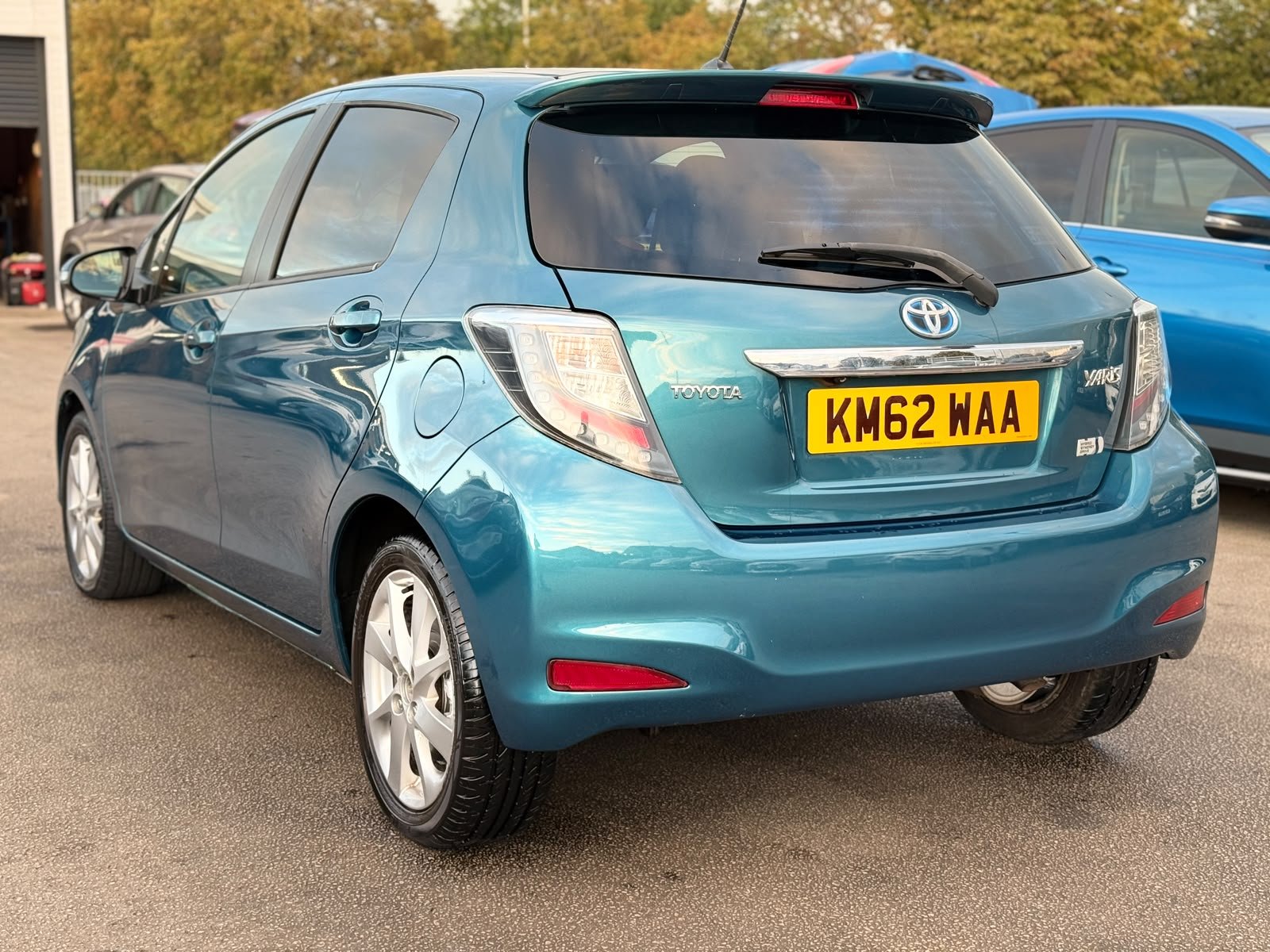 Toyota Yaris T Spirit-2012