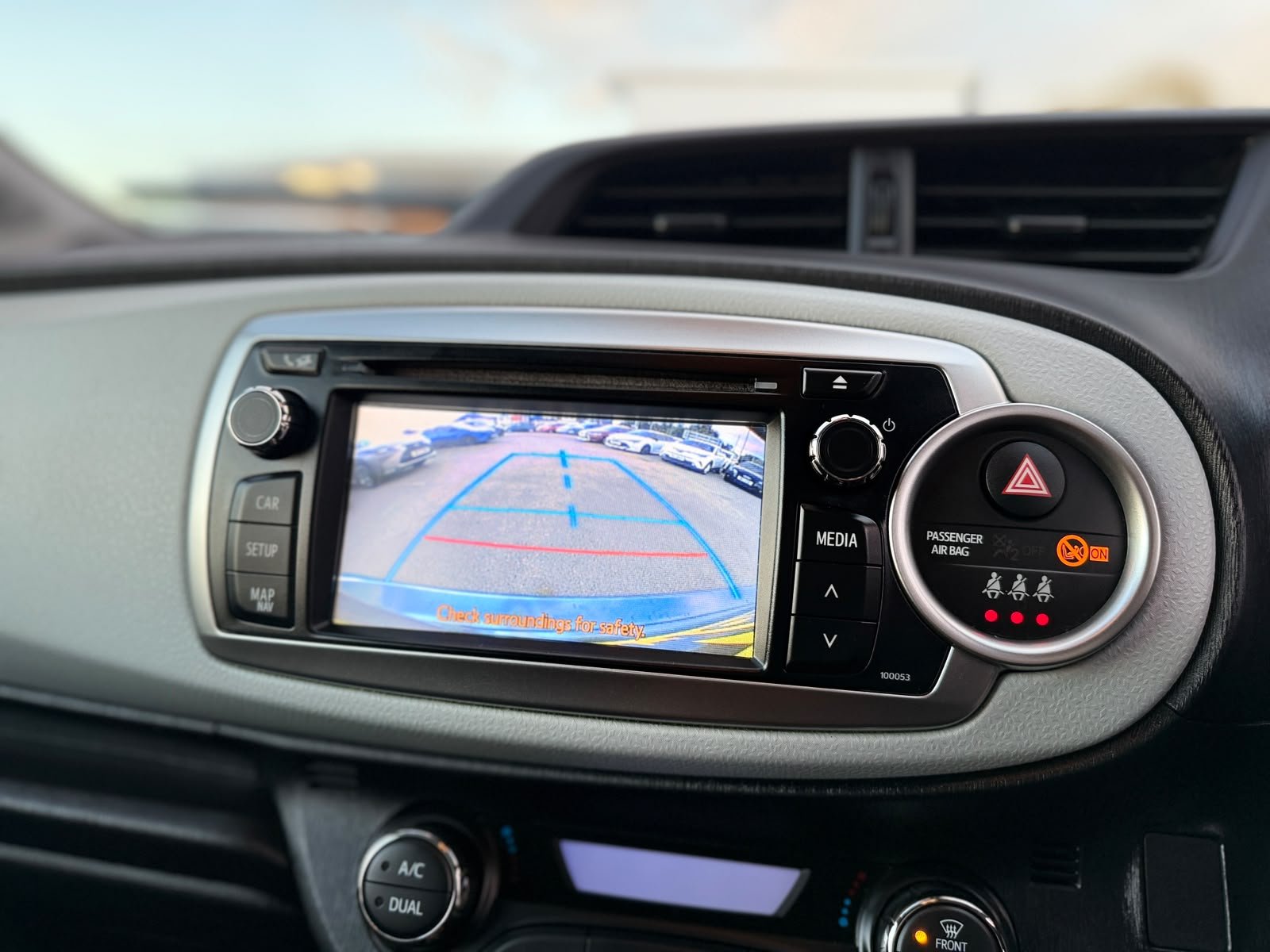 Toyota Yaris T Spirit-2012
