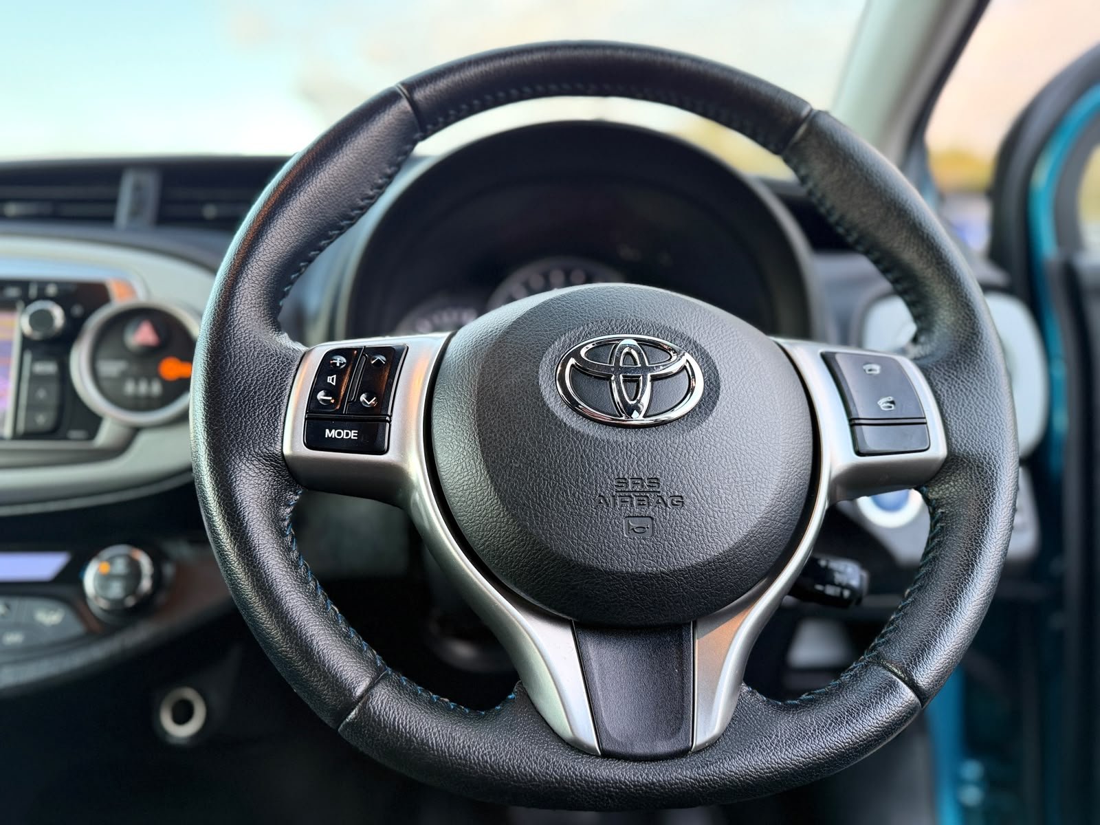 Toyota Yaris T Spirit-2012