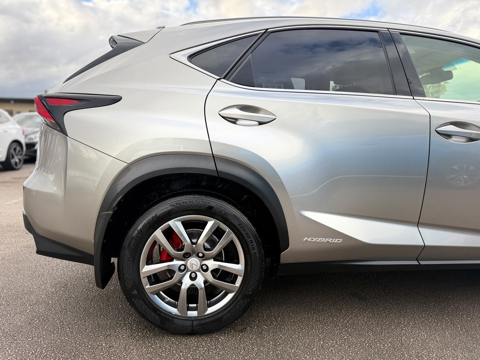 Lexus NX300H Luxury-2017