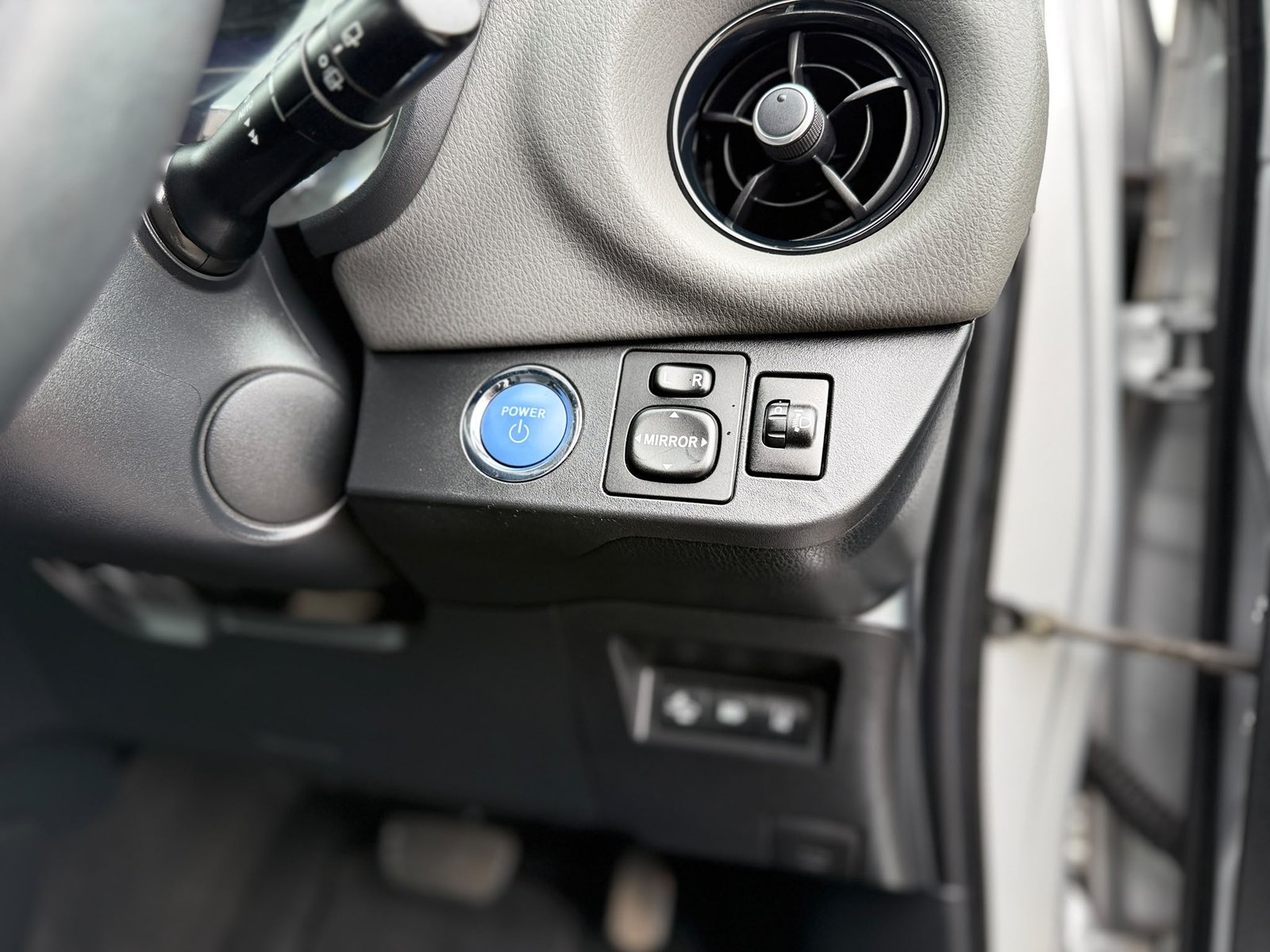 Toyota Yaris Icon Tech-2020