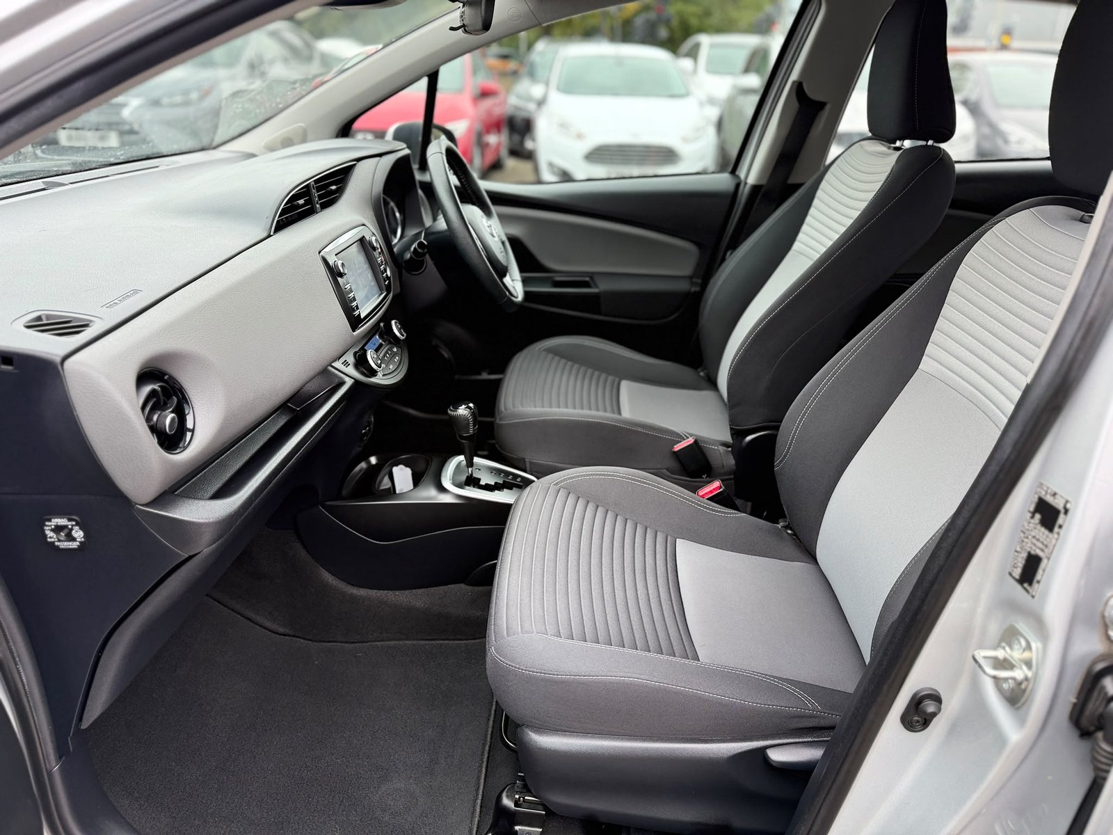 Toyota Yaris Icon Tech-2020