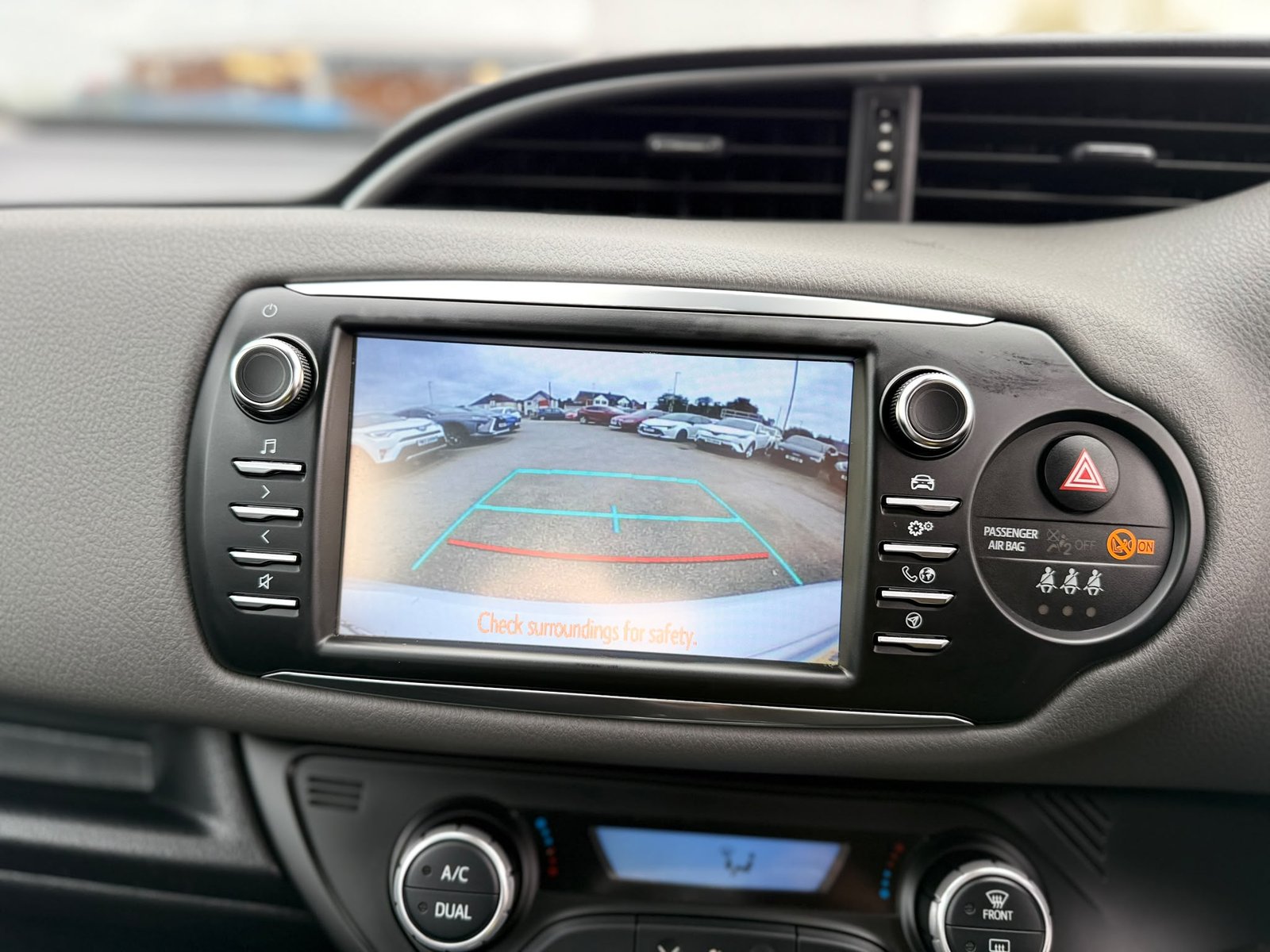 Toyota Yaris Icon Tech-2020