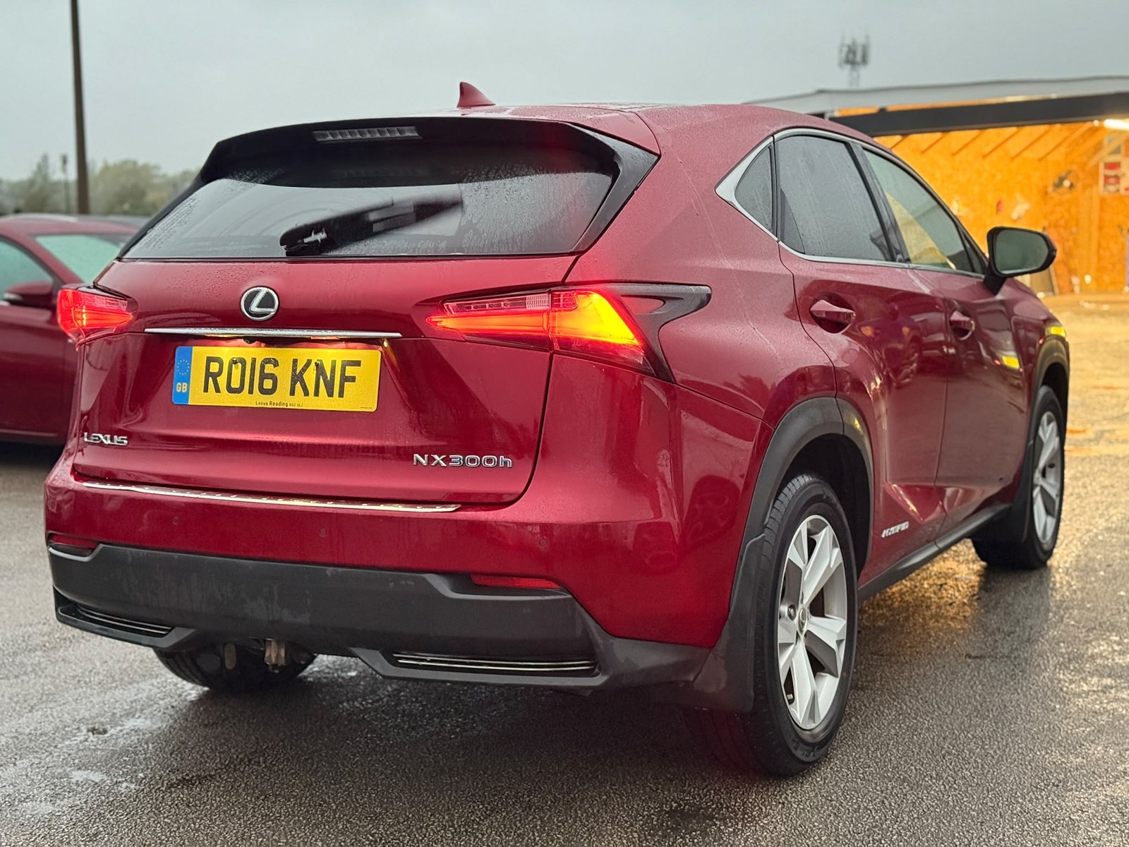 Lexus NX300H Premier-2016