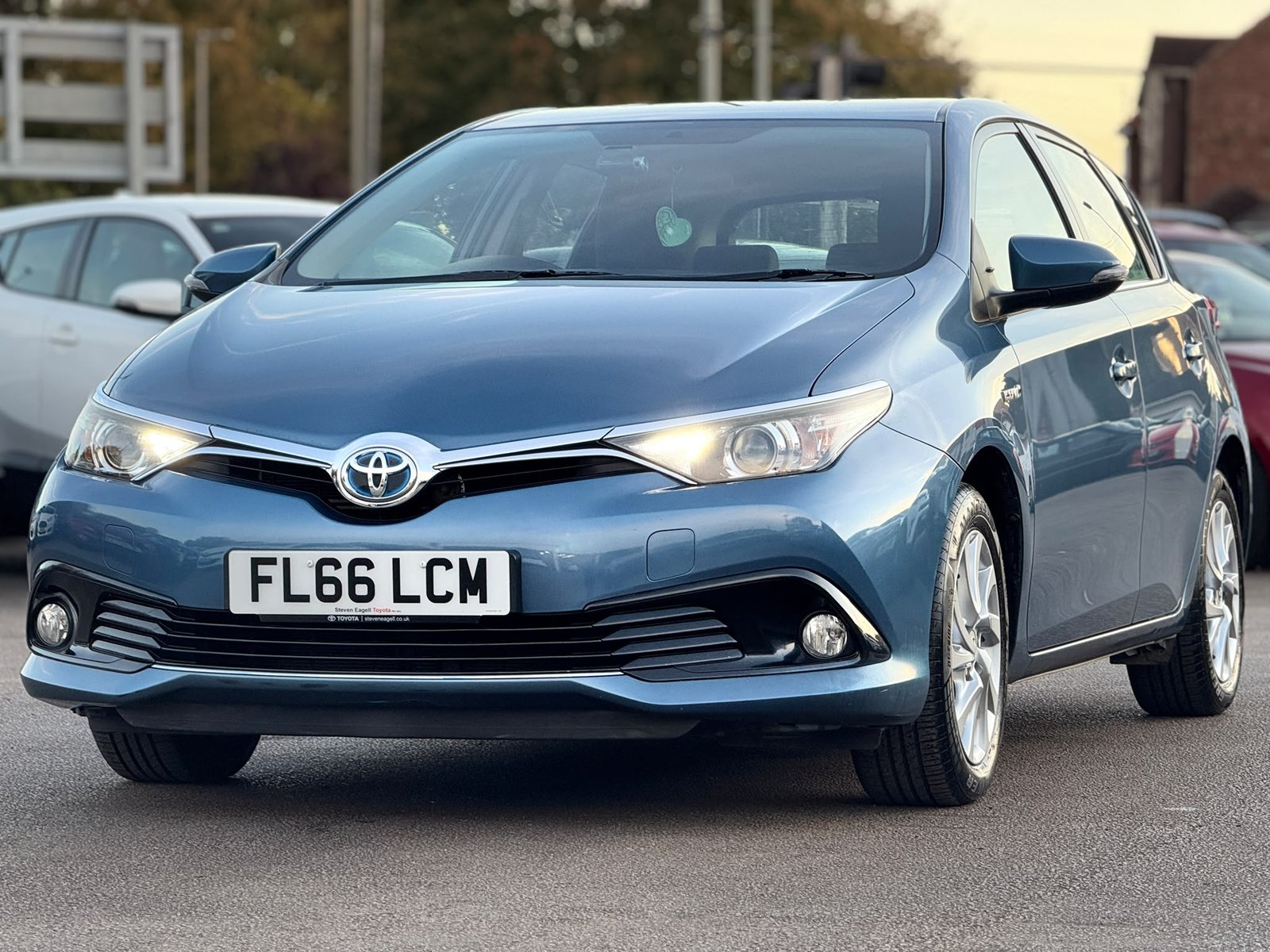 Toyota Auris Business Edition-2016