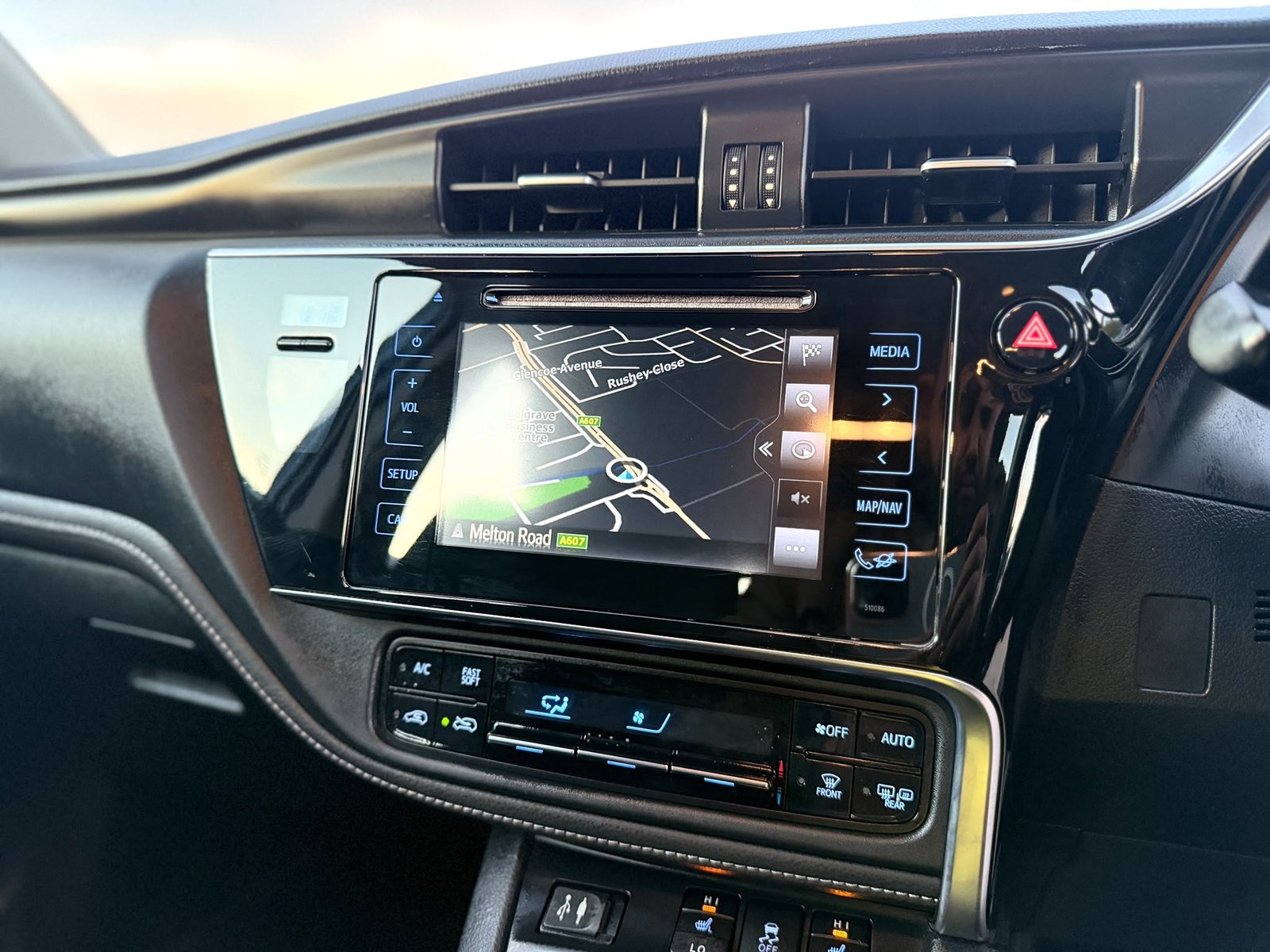 Toyota Auris Business Edition-2016