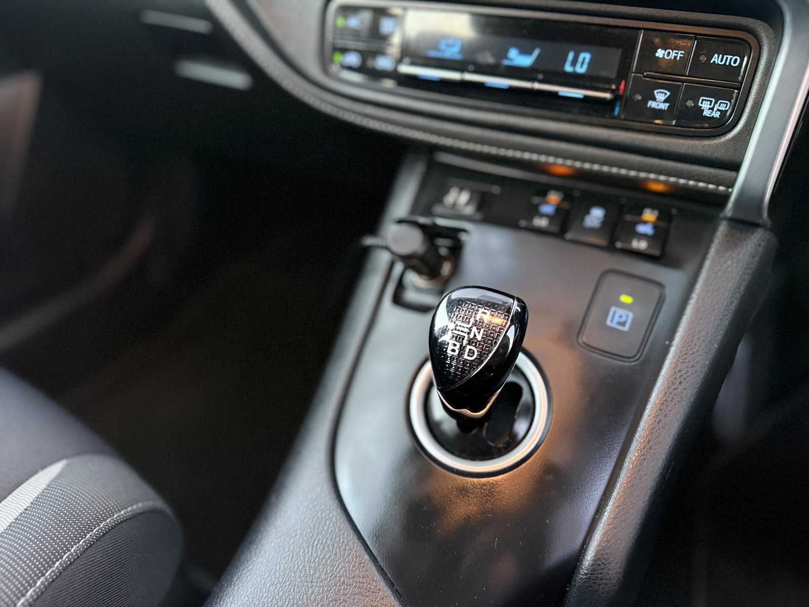 Toyota Auris Business Edition-2016