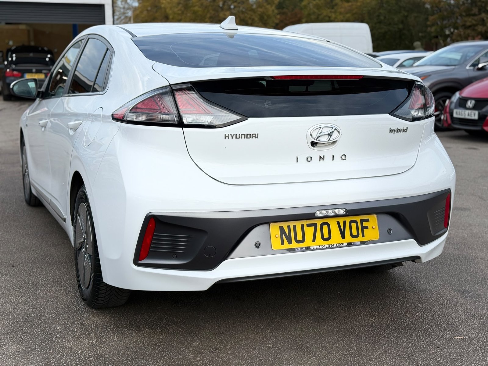 Hyundai IONIQ Premium-2021