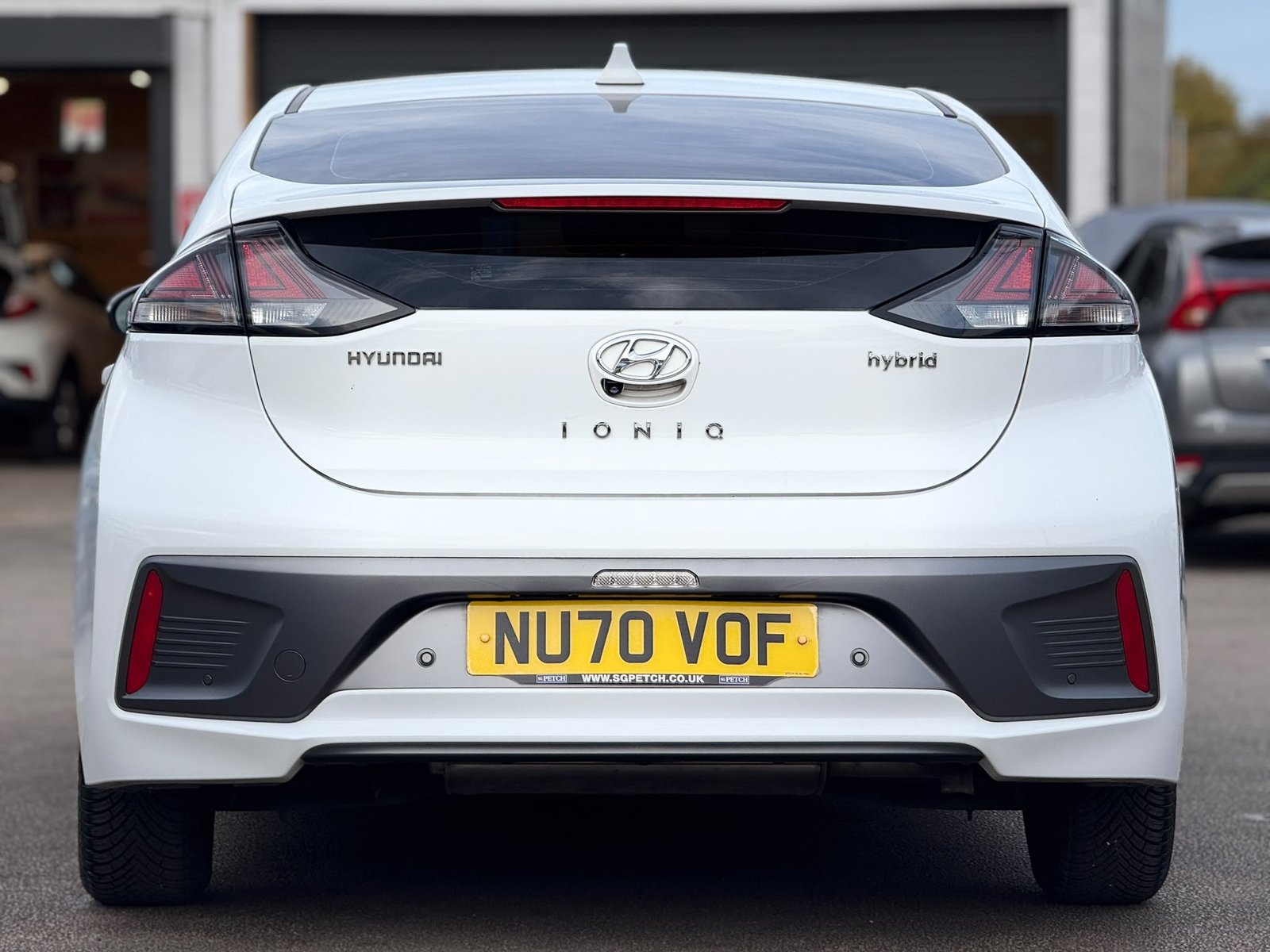 Hyundai IONIQ Premium-2021