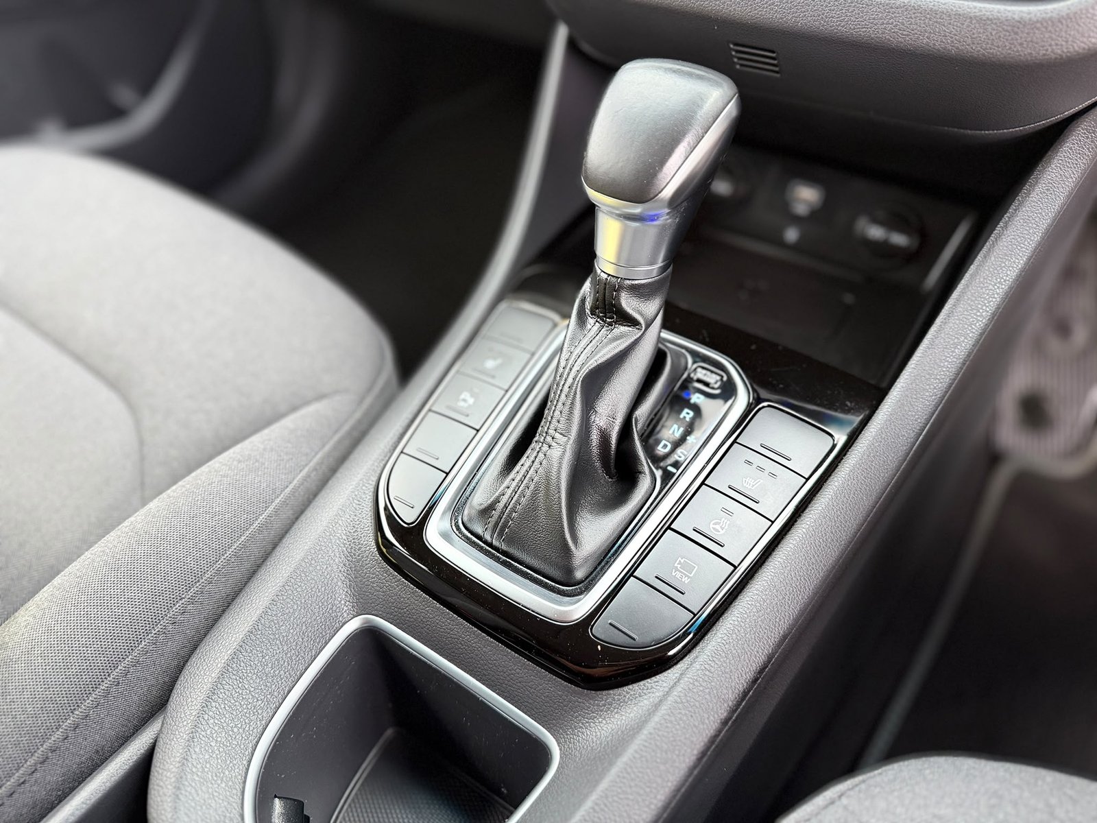 Hyundai IONIQ Premium-2021