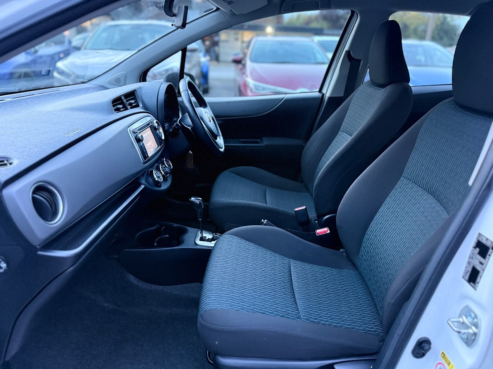 Toyota Yaris TR-2012