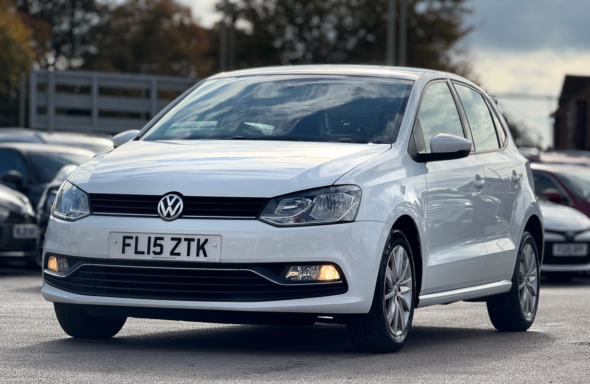 Volkswagen Polo SE-2015