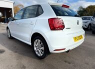 Volkswagen Polo SE-2015
