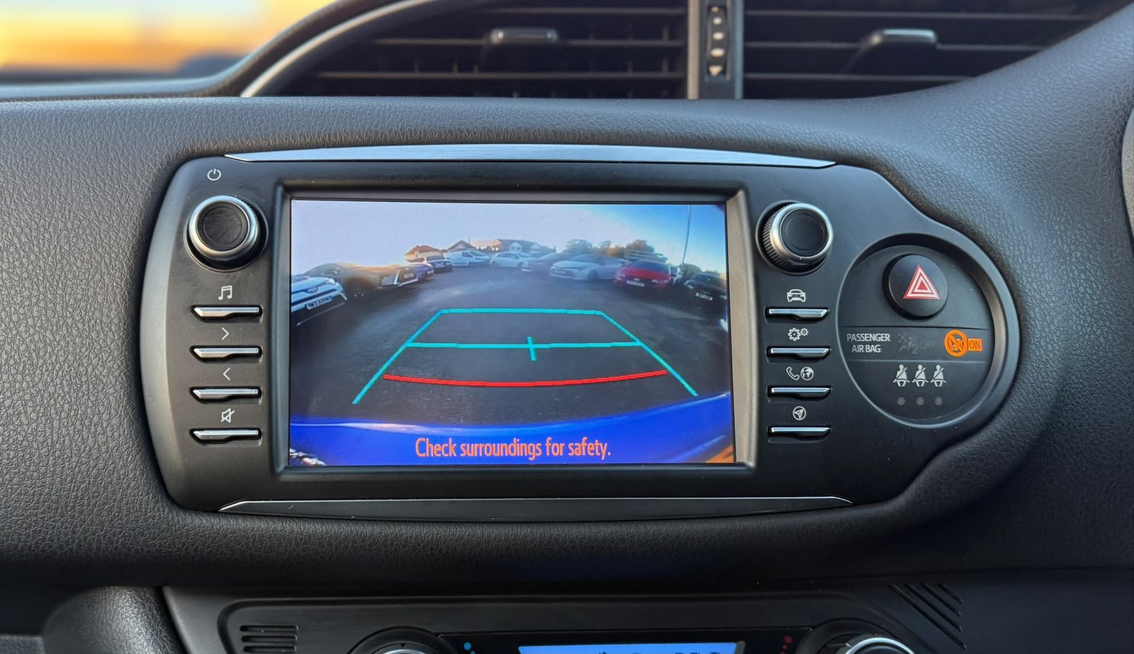 Toyota Yaris Icon Tech 2018