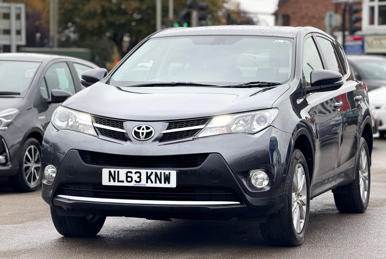 Toyota RAV4 Icon-2013