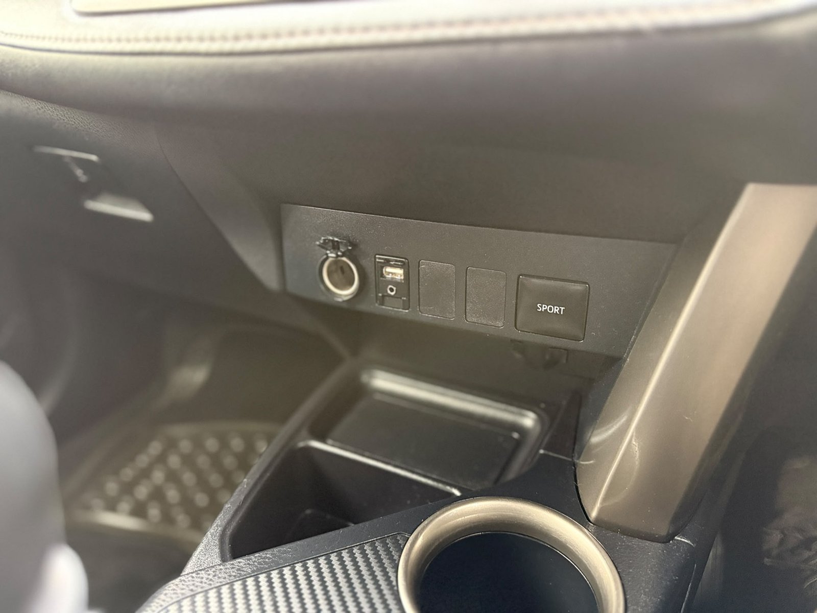 Toyota RAV4 Icon-2013