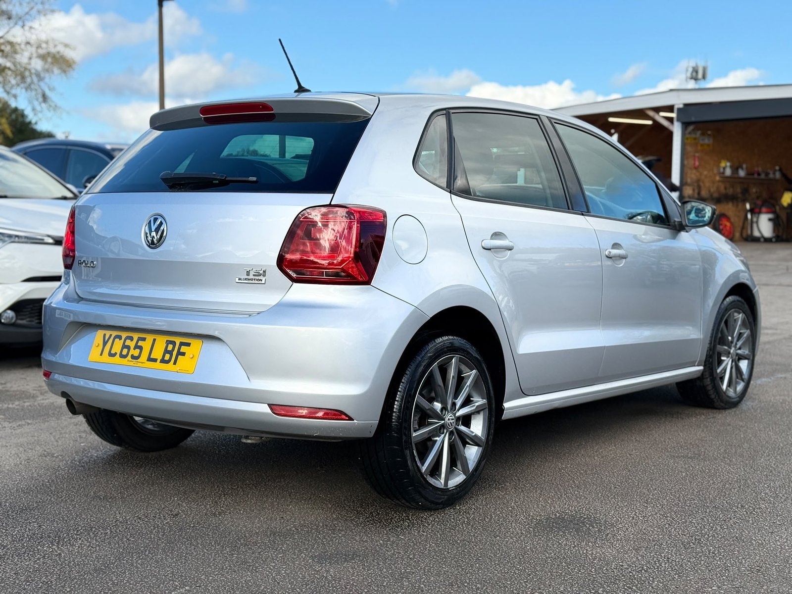 Volkswagen Polo SE Design-2015