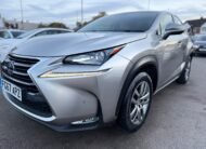 Lexus NX300h Luxury-2017